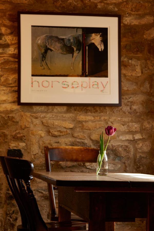 The Crown Inn, Church Enstone 奇平诺顿 外观 照片