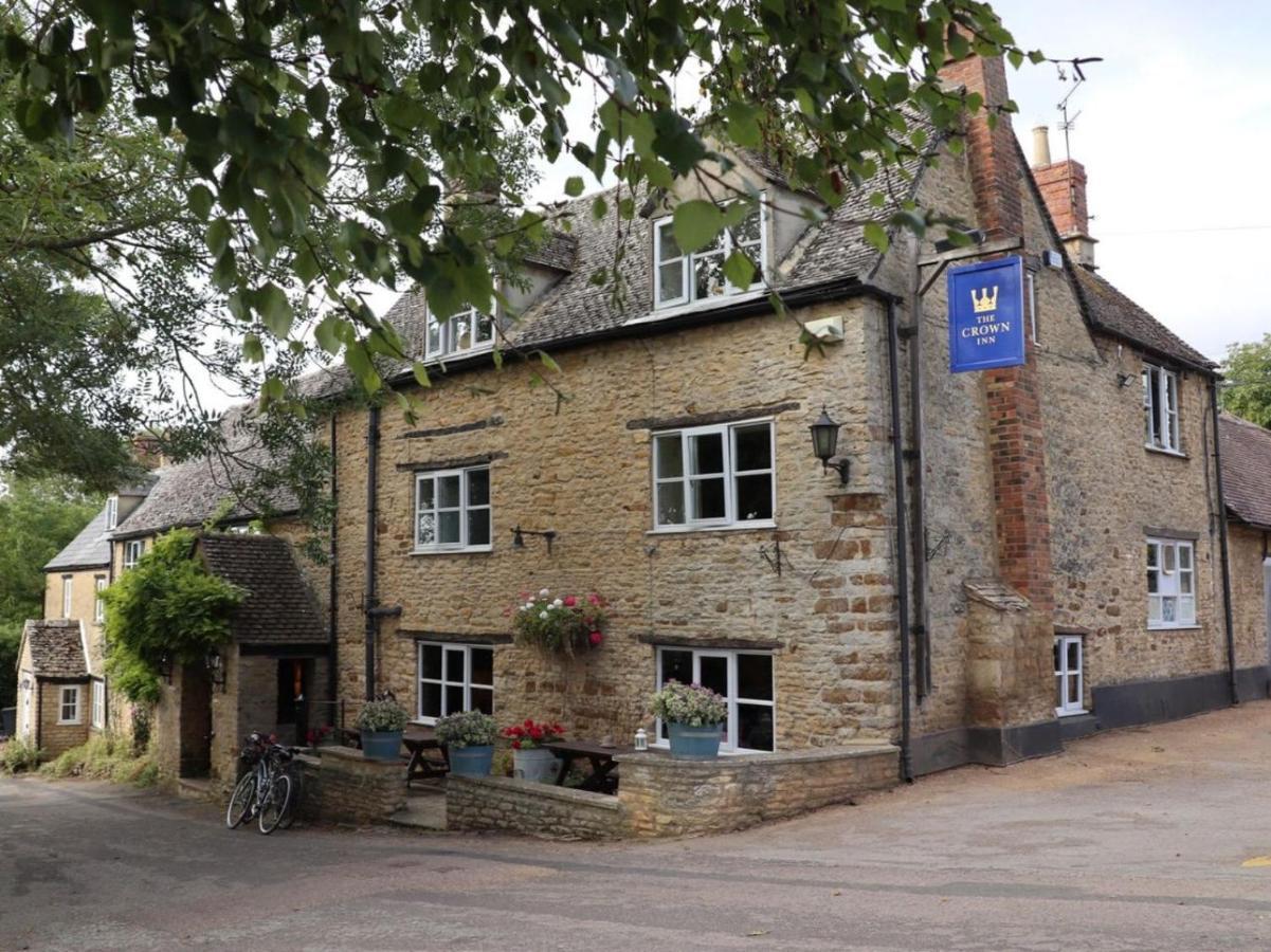 The Crown Inn, Church Enstone 奇平诺顿 外观 照片